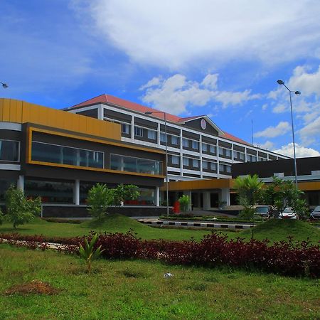 Sutanraja Hotel Kotamobagu Exterior foto